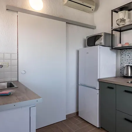 Apartment Sladonja - Happy