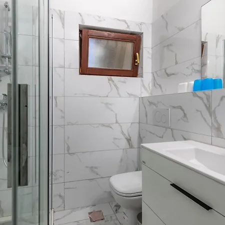 Sladonja Apartmán Pula